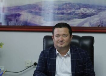 Hakerohet faqja zyrtare e kryebashkiakut të Gramshit
