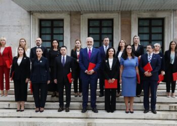 Shkarkime në qeverinë Rama/Pas Gledis Nanos, lirohet nga detyra Ardi Veliu