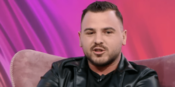 Gazetari Ronaldo Sharka braktis “Ora News”