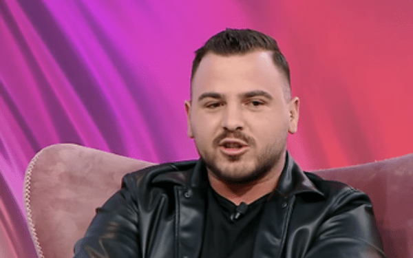 Gazetari Ronaldo Sharka braktis “Ora News”