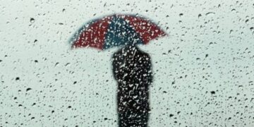 E shtuna me mot të kthjellët e herë pas here me reshje shiu