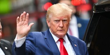 Kontrolli i FBI-së në rezidencën e Trump/ Prokurorët kundërshtojnë publikimin e provave të kërkimit