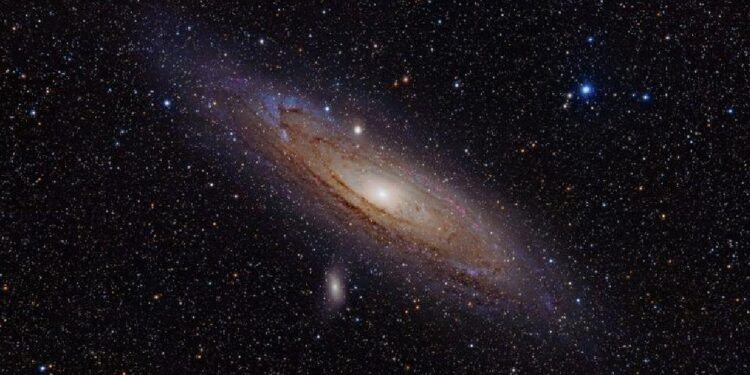 “Jeta inteligjente në Univers mund të jetë jashtëzakonisht e rrallë”