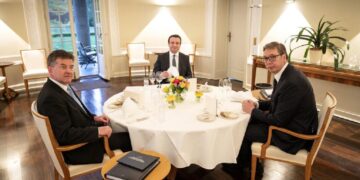 Sot takimi i shumëpritur Kurti-Vuçiç në Bruksel