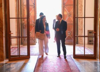 Yuri Kim takohet me presidentin Bajram Begaj