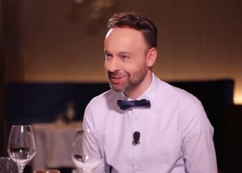 Strakosha: Kam parë meshkuj që presin në radhë për të bërë botoks (VIDEO)
