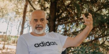 Rama: Muxhahedinët nuk do të largohen, krenarë që e kemi traditë të strehojmë njerëzit në rrezik