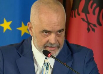 “Kjo është historia e një shejtanbudallai”, Rama: Shumë shpejt do habiteni për gjëra të tjera