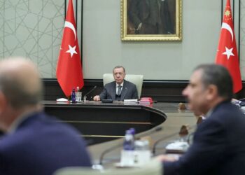 Erdogan mbledh Këshillin e Sigurisë, Turqia përshkallëzon retorikën ndaj Greqisë