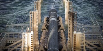 Marina gjermane ndihmon në hetimin për rrjedhjet e gazsjellësit Nord Stream
