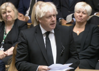 “Ajo ka qenë gjithmonë atje”, Johnson i bën homazhe Mbretëreshës Elizabeth