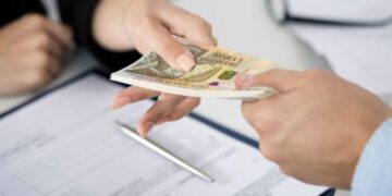 Projektligji, hiqet shpërblimi financiar për titujt e nderit