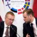 Letonia, Lituania dhe Estonia arrijnë “marrëveshje në parim” për të kufizuar lëvizjen e qytetarëve rusë