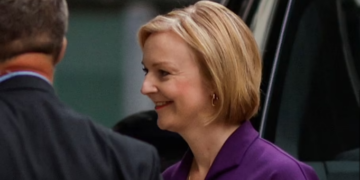 Përfundon gara për të pasuar Boris Johnson/Liz Truss mund Rishi Sunak dhe merr çelësat e Kryeministrisë