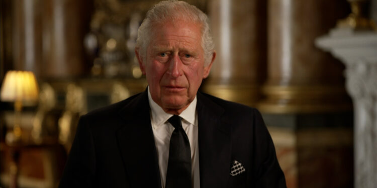 Mbreti zotohet të kryejë detyrën e Mbretëreshës Elizabeth II ndaj vendit