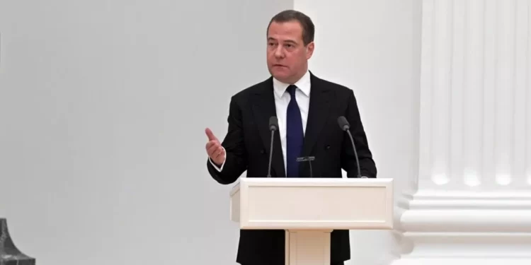 Medvedev: Rusia ka të drejtë të përdorë a*më bërthamore nëse është e nevojshme