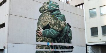 Artisti australian heq muralin e Ukrainës dhe Rusisë pas reagimit të ashpër