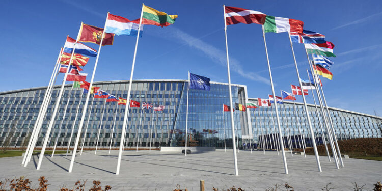 Sulmi kibernetik/NATO: Në solidaritet me Shqipërinë, dënojmë fuqishëm aktivitete të tilla keqdashëse!