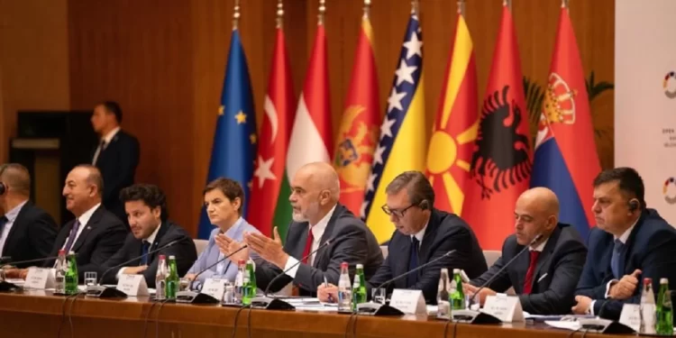 “Ballkani i Hapur” do zgjerohet/Rama i bën ftesë Italisë, Greqisë, Hungarisë dhe Turqisë