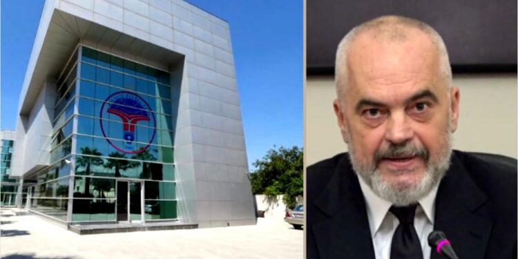 Mbyllja e kolegjit turk/Rama: Të protestojnë kundër pronarëve që shitën godinën e shkollës