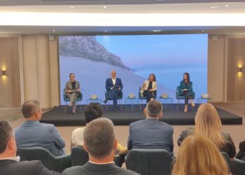 Ndërtimet pa leje/Rama: Jemi ndjerë të turpëruar për faj të llumit në drejtësi