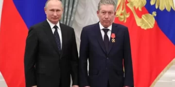 Rrëzohet nga dritarja e spitalit, ndërron jetë biznesmeni i naftës në Rusi