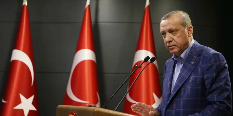 Erdogan “provokon” Greqinë: “Do të vijmë një natë papritur” është makthi i armiqve tanë