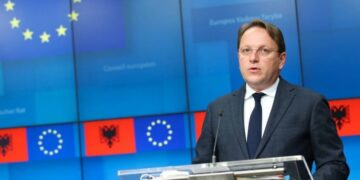 Raporti i Komisionit Evropian/Varhelyi: Shqipëria ka bërë progres dhe ka dhënë rezultate