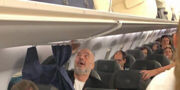 Nga çarteri të duken të gjithë shpifarakë