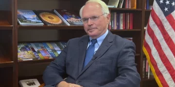 Ambasadori amerikan: Kosova dhe Serbia po shqyrtojnë një propozim franko-gjerman për marrëveshje