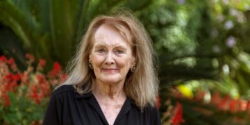 Annie Ernaux fiton çmimin Nobel në letërsi