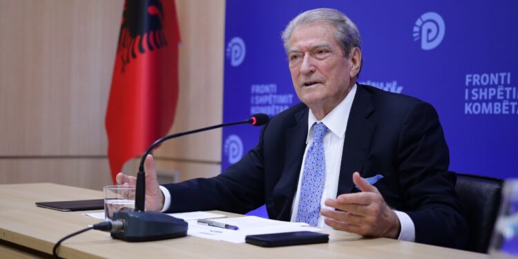 Berisha: Rama u përmend Vetting-un si hanxhar pedagogëve, po përgatisim axhendën e protestave