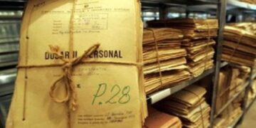 Hapja e dosjeve si spekulim politik!