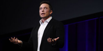 Elon Musk propozon sërish blerjen e Twitter-it