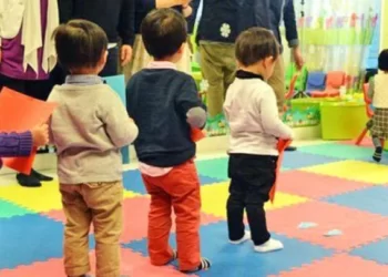 Fëmija 3 vjeç rrëzohet në kopsht, dërgohet me urgjencë në spital