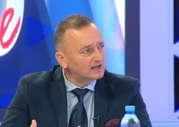 Fasha e energjisë/Buxhuku: Prekja e durimit të qytetarëve, mund të ishte si pikë ndezje e din*mitit