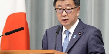 Japonia do të rihapë ambasadën në Kiev pas mbylljes 7 mujore