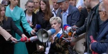 Invalidët e Punës protestë para Ministrisë së Financave: Do ju presim deri në 20 nëntor!