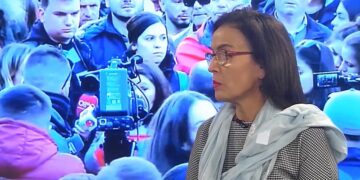 Pedagogia e Ekonomikut “sfidon” Ramën: Përdorët gjuhën e shantazhit, filloje Vettingun nga unë