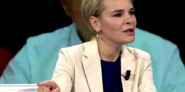 Monika Kryemadhi: Bukurinë e kam gjenetike, kur më doli narkoza pas operacionit m’u shfaq Berisha