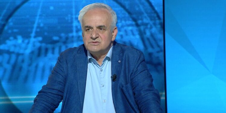 Ditzes, pa universitet dhe pedagogë, jemi pa atdhe!