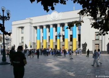 Populli ukrainas merr çmimin Saharov