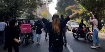 Protesta në Iran: Udhëheqësi suprem fajëson SHBA-në dhe Izraelin për trazirat