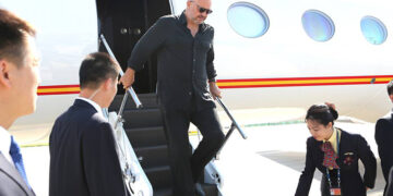 “Thonë se kam taksi që fluturon”, Rama: Udhëtimet private i bëj me shpenzimet e mia