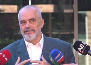 “Dyfishim i buxhetit të 2013”, Rama: Do kemi dimër të vështirë, po paguajmë kostot e një diktatori