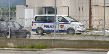 Grabitja e 4.6 mln eurove në Rinas, GJKKO jep 122 vite burg për 7 anëtarët e grupit