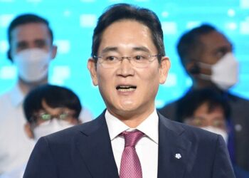 Trashëgimtari i dënuar merr drejtimin e Samsung