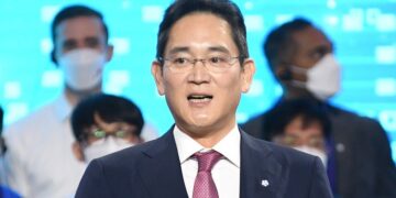 Trashëgimtari i dënuar merr drejtimin e Samsung