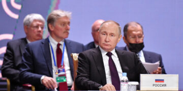 Putin kërkon “vullnet të mirë” për të zgjidhur konfliktet globale