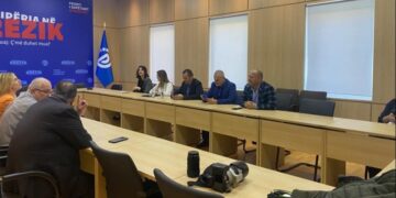 Xhelal Mziu “braktis” Alibeajn, i bashkohet grupit të Berishës